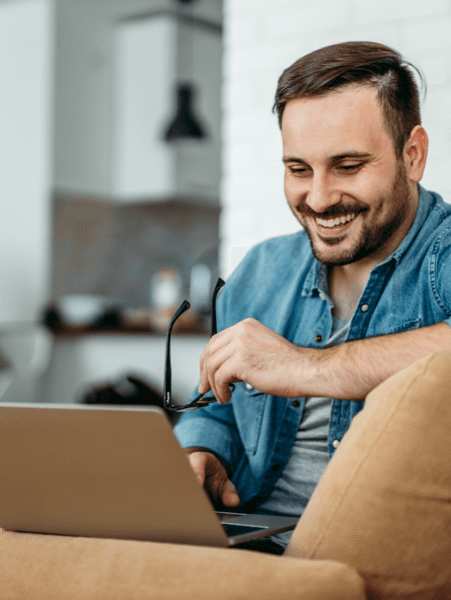 Person using TotalAV&trade; Antivirus